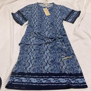 NWT- Michael Kors- S